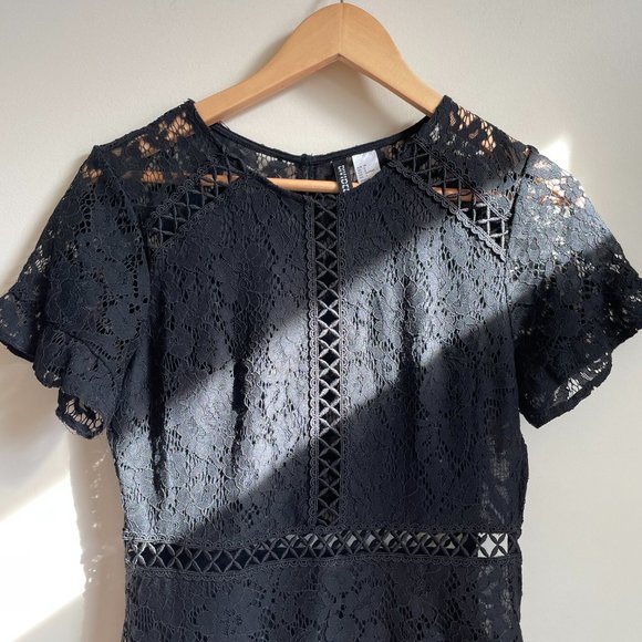 Divided H&M Lace Layered Eyelet Ruffled Dress sz 6 - Picture 2 of 9